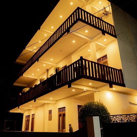 Sea Bay Inn Tangalle Bagian luar foto