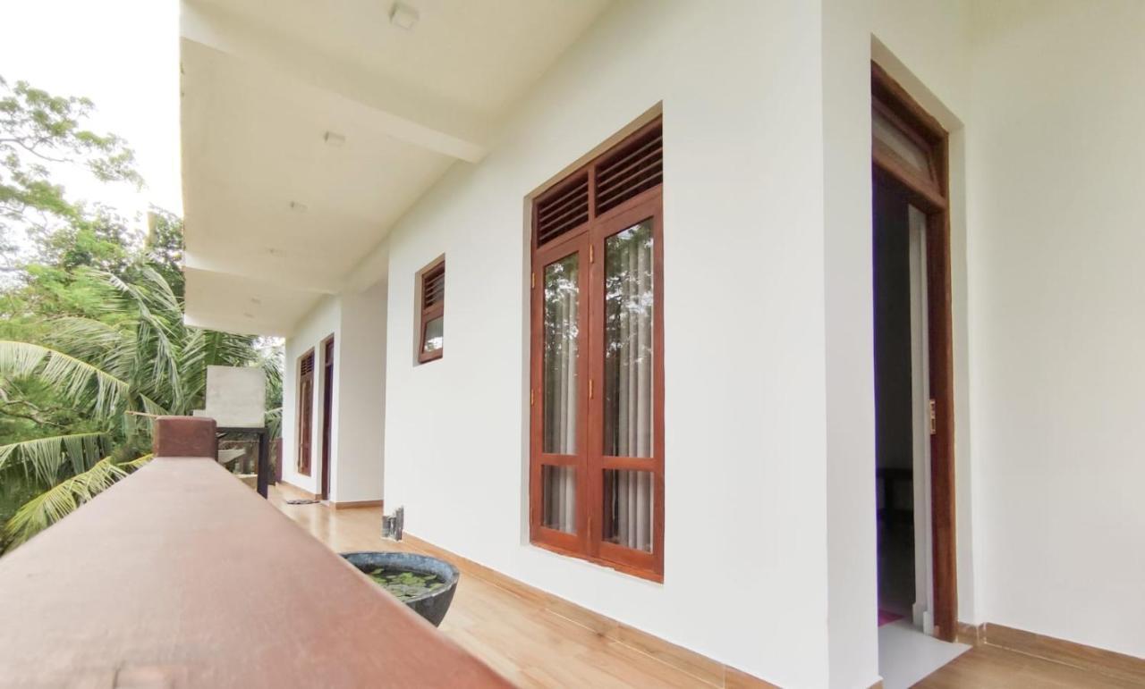 Sea Bay Inn Tangalle Bagian luar foto