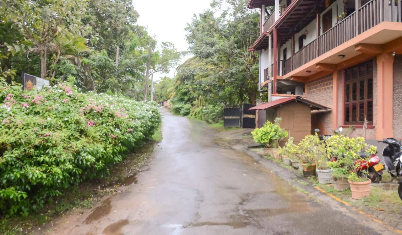 Sea Bay Inn Tangalle Bagian luar foto