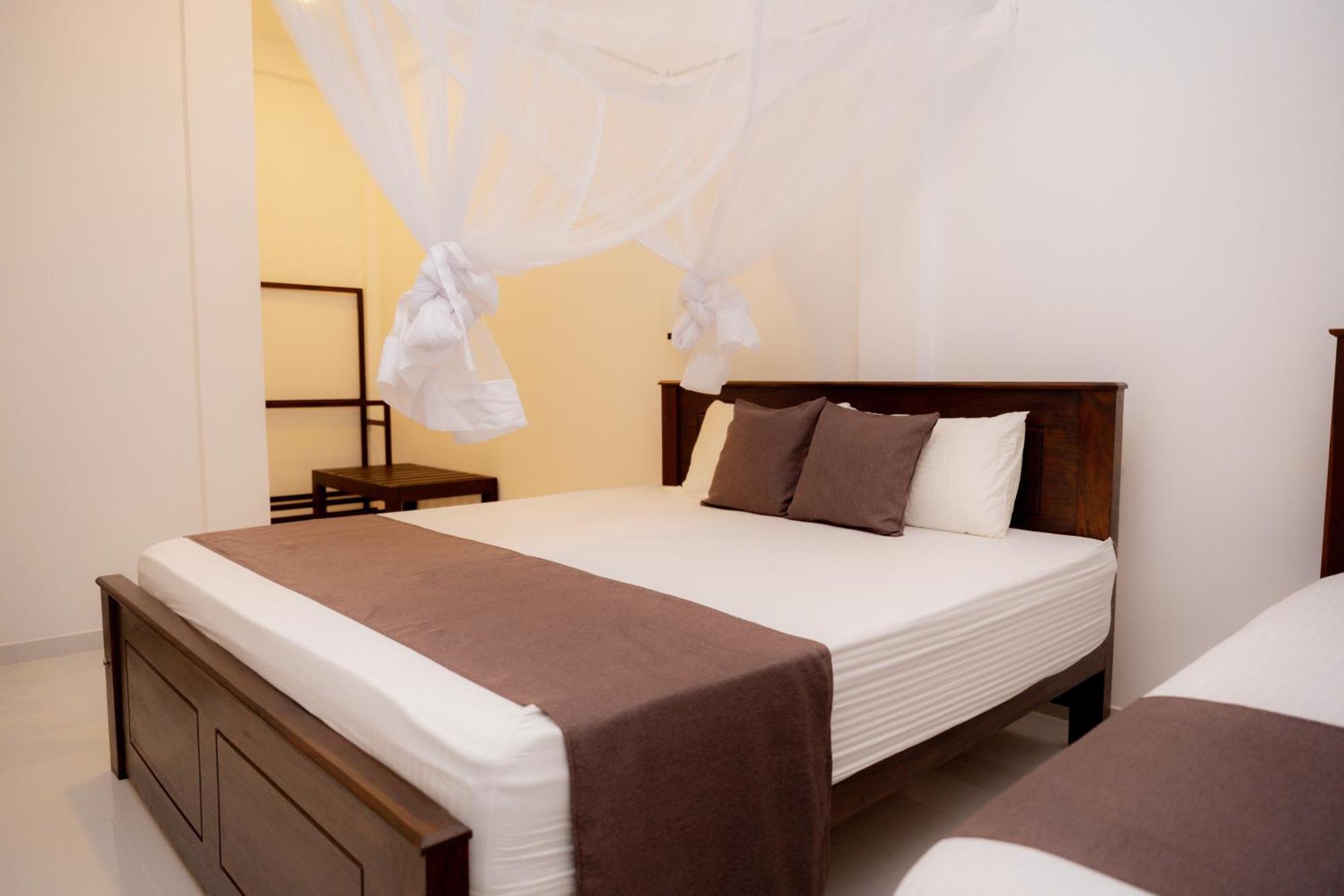 Sea Bay Inn Tangalle Bagian luar foto
