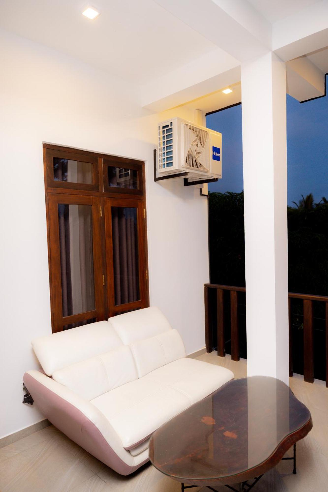 Sea Bay Inn Tangalle Bagian luar foto